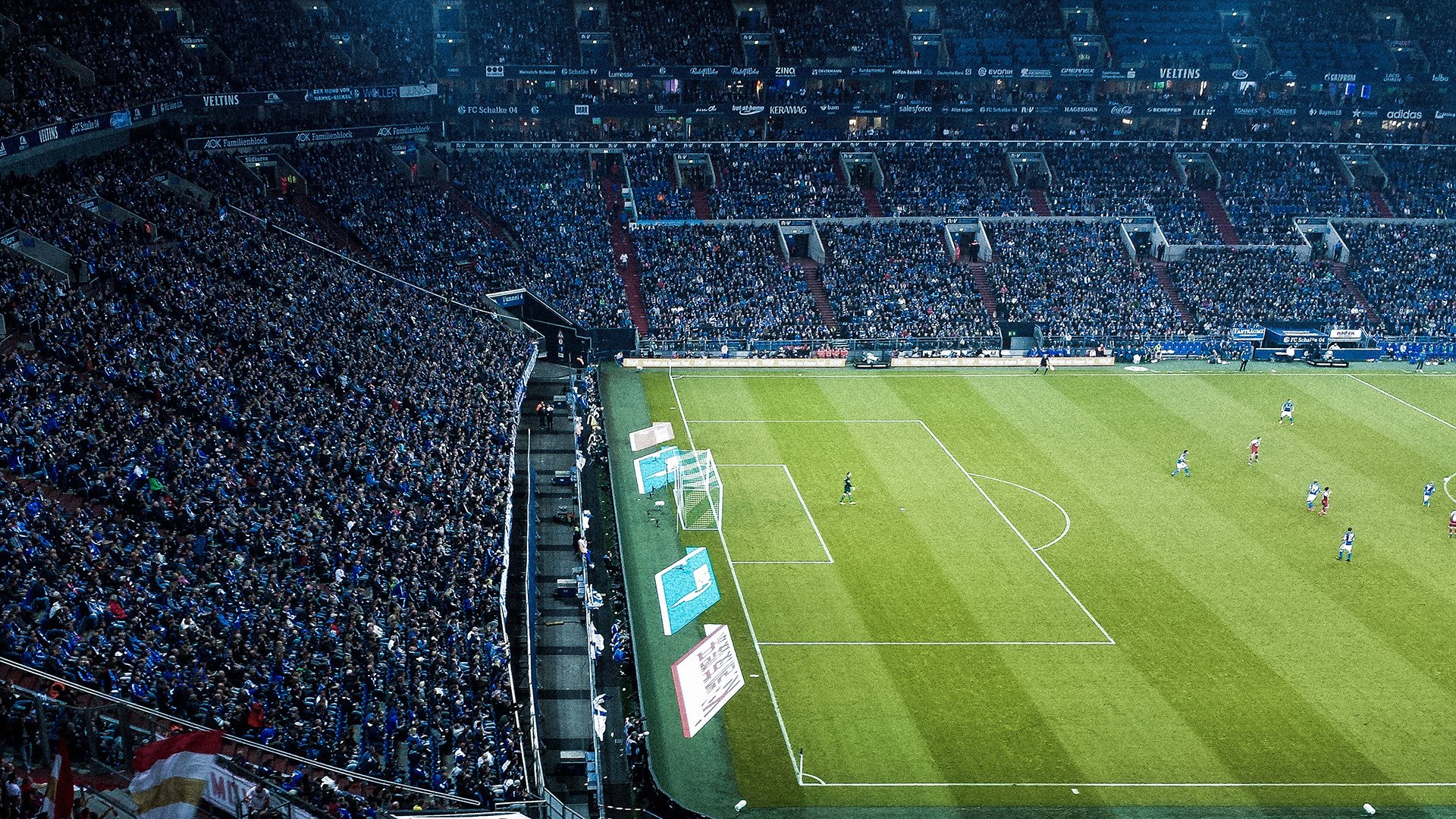 传奇教练的“秘诀”:如何打造冠军球队,传奇足球教练